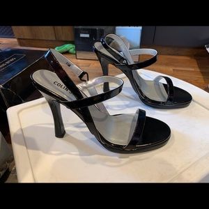 Gorgeous pair of genuine leather Colin Stuart strappy sandals!